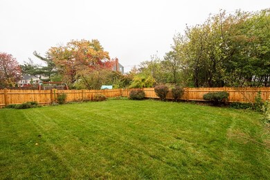 18 Dennett Rd, Marblehead, MA 01945 - photo 3