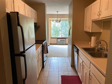 2148 Allen Blvd unit 4, Middleton, WI 53562 - photo 3