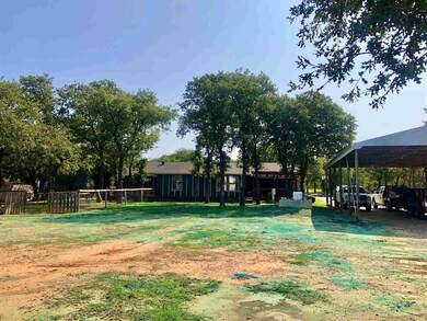 1301 N Waterplant Rd, Duncan, OK 73533 - photo 4