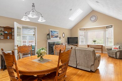 134 Summer St unit Rear, Blackstone, MA 01504 - photo 3