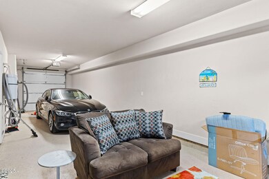 260 N Pacific St, Rockaway Beach
