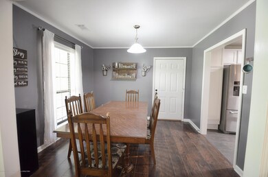 Dining room1