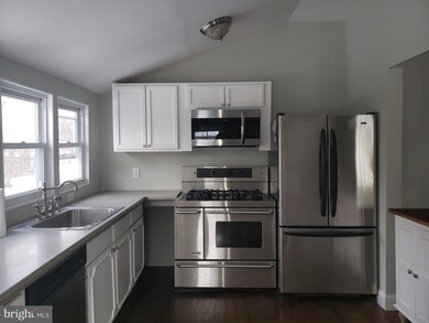 318 Mount Vernon Ave, Laurel Springs, NJ 08021 - photo 2