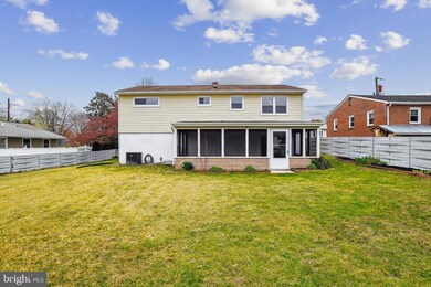 224 Lake Rd, Pasadena, MD 21122 - photo 4