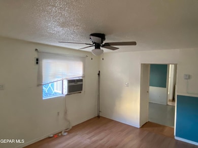 7509 Wilcox Dr unit Studio Apt, El Paso, TX 79915 - photo 4