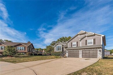 623 Laredo Place, Raymore, MO 64083 - photo 3