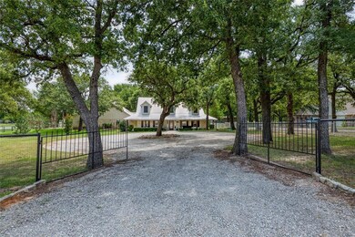 101 Woody Creek Dr, Springtown, TX 76082 - photo 2