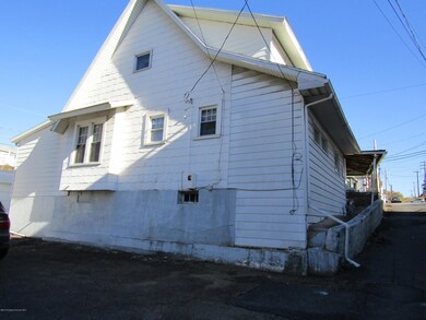 50 Mill Hill Rd, Pittston, PA 18643 - photo 2