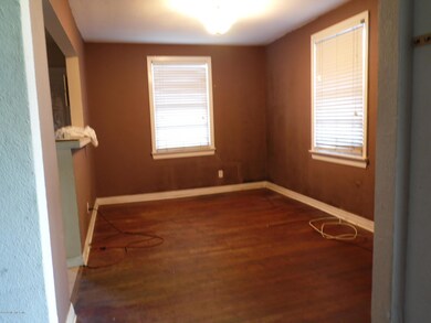 4652 Alpha Ave, Jacksonville, FL 32205 - photo 3