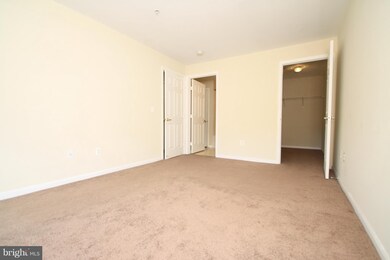 6510 Lake Park Dr unit 304, Greenbelt, MD 20770 - photo 7