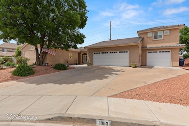 24-web-or-mls-1983 N Centennial Circle-3