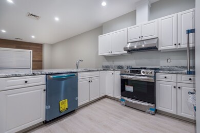 385 Main St unit 4, Woburn, MA 01801 - photo 4