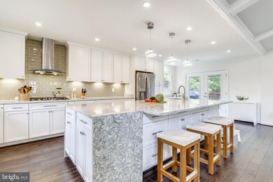 6900 Sycamore St, Falls Church, VA 22046 - photo 4