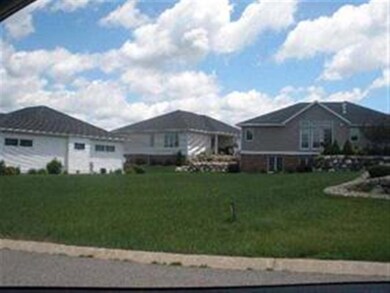 810 Charles Ct, Oregon, WI 53575 - photo 4