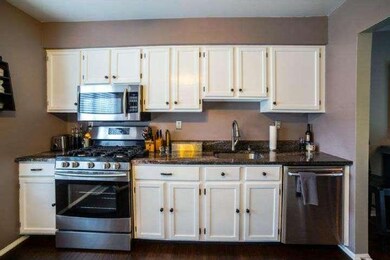 10 Beacon Ct, Trenton, NJ 08691 - photo 4