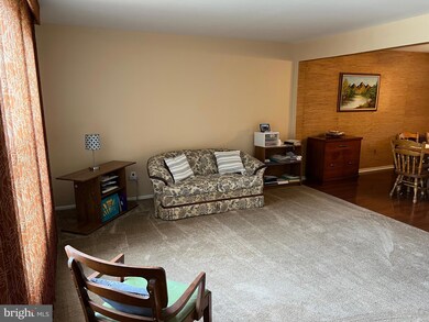 221 Hollybush Place, Clementon, NJ 08021 - photo 2