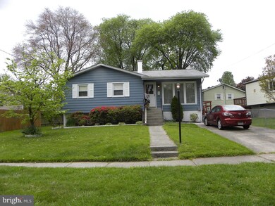 13402 Turkey Branch Pkwy, Rockville, MD 20853 - photo 2