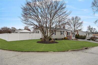 28 Starling Dr, Cranston, RI 02920 - photo 3
