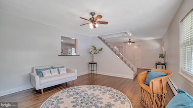 306 Edgemere Dr, Annapolis, MD 21403 - photo 4