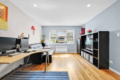 29-49 137th St unit 3L, Flushing, NY 11354 - photo 5