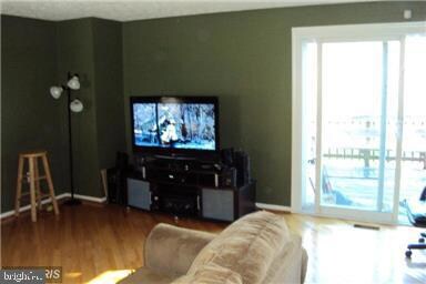 15400 Norwalk Ct, Bowie, MD 20716 - photo 3