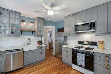 39 S Munroe Terrace unit A, Boston, MA 02122 - photo 5