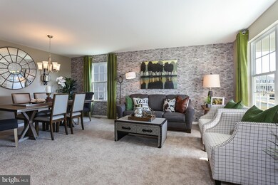 215 Mikes Ln, Schwenksville, PA 19473 - photo 7