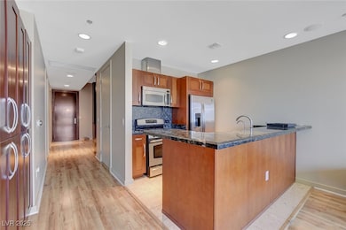 Panorama Towers unit 905, Las Vegas, NV 89103 - photo 5