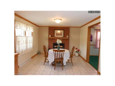Large open kitchen and dining area.