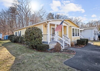 2 Bramble Cir, Rockland, MA 02370 - photo 2