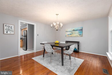 15917 Fairway Dr, Dumfries, VA 22025 - photo 6