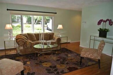 11 Frost Cir, Wellesley, MA 02482 - photo 3