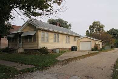 240 6th Ave N, Fort Dodge, IA 50501 - photo 2