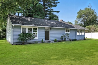 17 Pebble Mill Rd, Springfield, MA 01118 - photo 2