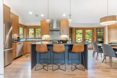 176 Hummingbird Trail-017-033-Kitchen-ML