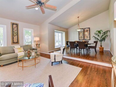 12208 Grove Park Ct, Potomac, MD 20854 - photo 4