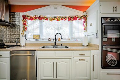 17 River Forest St, Anderson, IN 46011 - photo 5