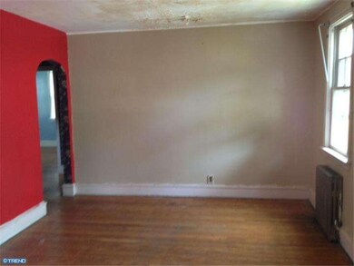 327 Orlando Ave, Gloucester City, NJ 08030 - photo 2