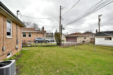 4509 Hirschberg Ave, Schiller Park, IL 60176 - photo 3