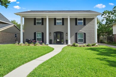 5027 Bayou Vista Dr, Houston, TX 77091 - photo 2