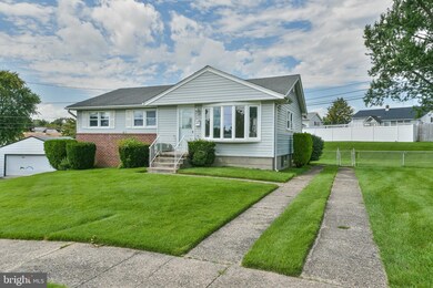 3652 N Clearwater Ln, Brookhaven, PA 19015 - photo 2