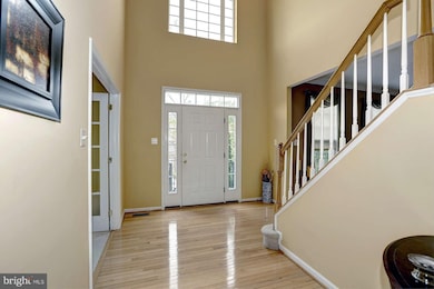 21111 Hickory Forest Way, Germantown, MD 20876 - photo 5