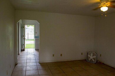 202 Oddo St, Houston, TX 77022 - photo 6