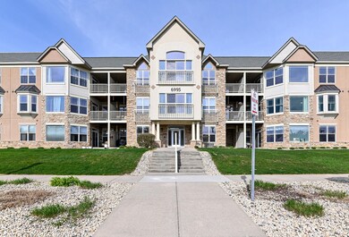 6995 S Riverwood Blvd unit S210, Franklin, WI 53132 - photo 2