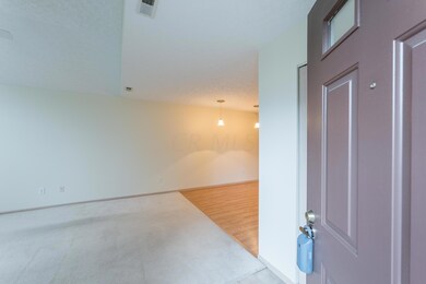 101 Villa Creek Dr unit 11-101, Reynoldsburg, OH 43068 - photo 4