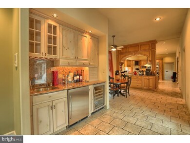 19 Seven Springs Dr, Reading, PA 19607 - photo 7