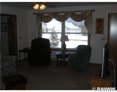 3020 W Ridge Dr, Eau Claire, WI 54703 - photo 5