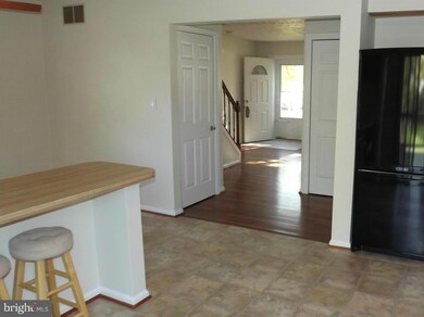 7754 Moonfall Ct, Pasadena, MD 21122 - photo 3