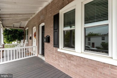 136 W Pennsylvania Ave, Downingtown, PA 19335 - photo 5
