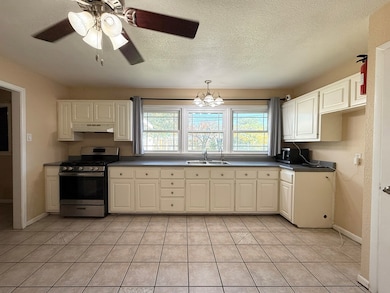 4232 Dawn Ave, Odessa, TX 79762 - photo 6